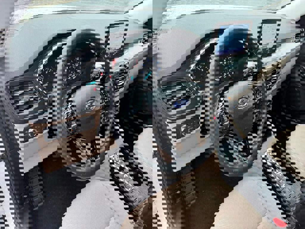 Certified 2022 Ford Escape SEL image 21