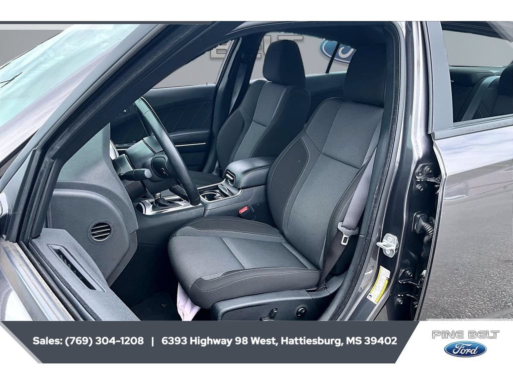 Used 2021 Dodge Charger SXT RWD image 18
