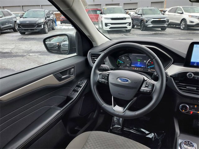 Certified 2022 Ford Escape SE w/ Convenience Package image 9