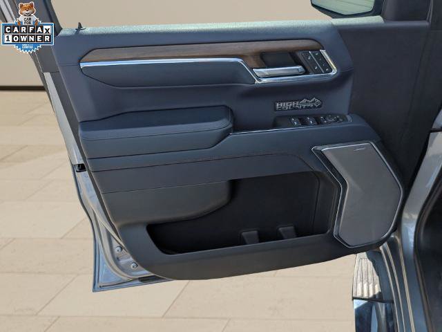 Used 2024 Chevrolet Silverado 1500 High Country w/ High Country Premium Package AWD/4WD image 28