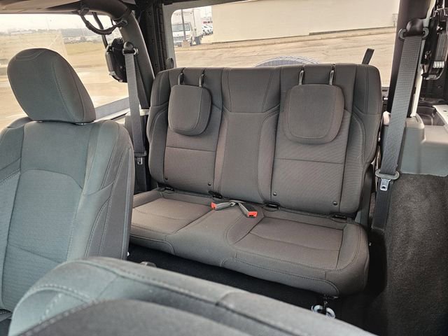 Used 2023 Jeep Wrangler Sport S image 16