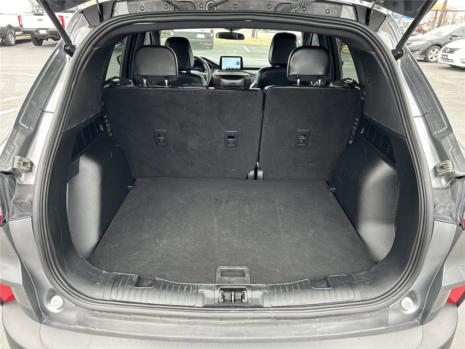 Certified 2025 Ford Escape ST-Line image 30