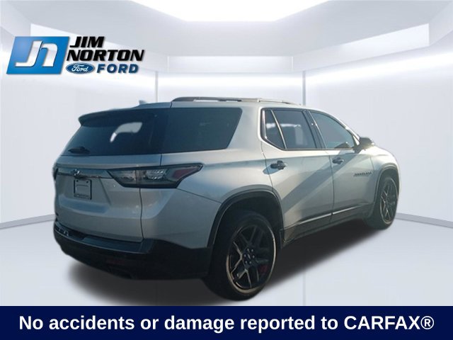 Used 2021 Chevrolet Traverse Premier w/ Redline Edition FWD image 9