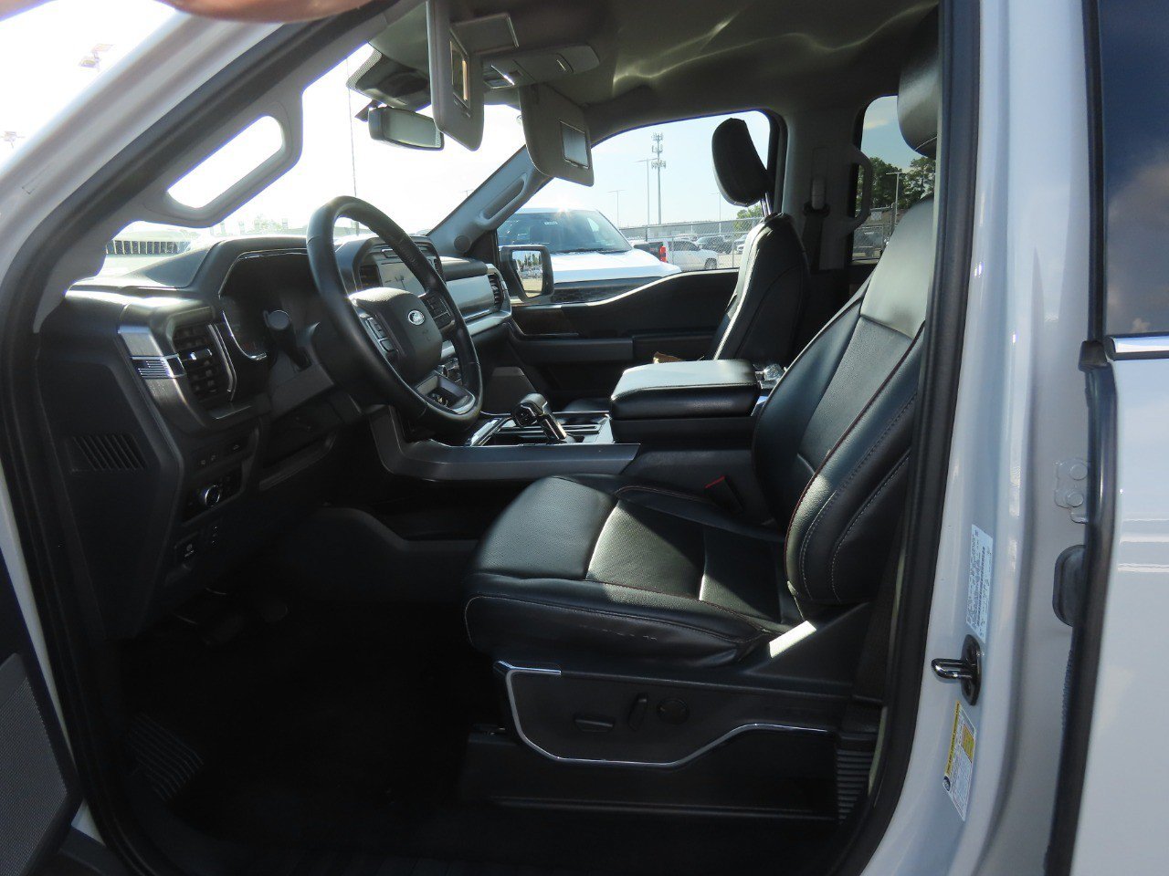 Certified 2023 Ford F150 Lariat w/ Trailer Tow Package AWD/4WD image 26