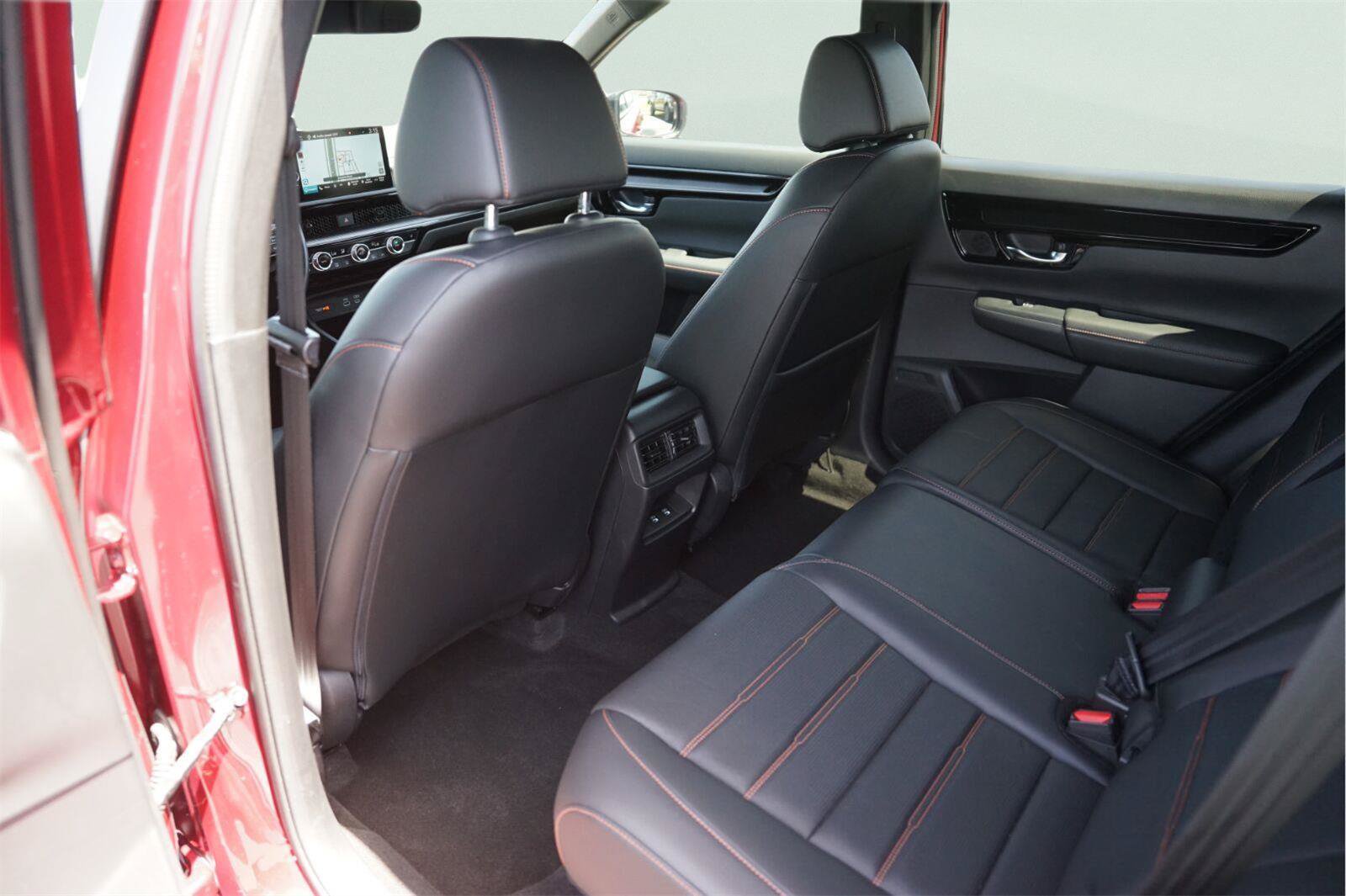 Used 2024 Honda CR-V Sport Touring image 12