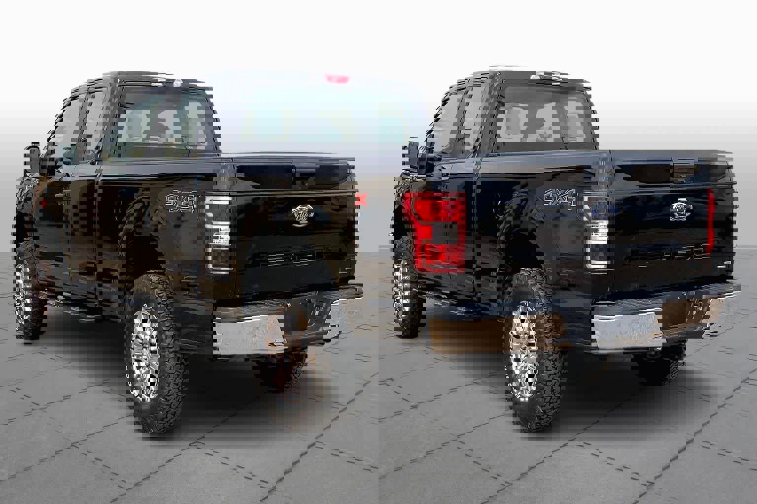 Certified 2018 Ford F150 XL w/ Equipment Group 101A Mid image 12