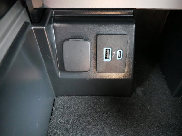 Certified 2023 Ford Explorer XLT w/ Equipment Group 202A image 27