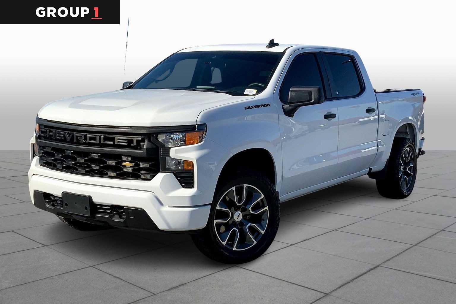 Used 2023 Chevrolet Silverado 1500 Custom image 5