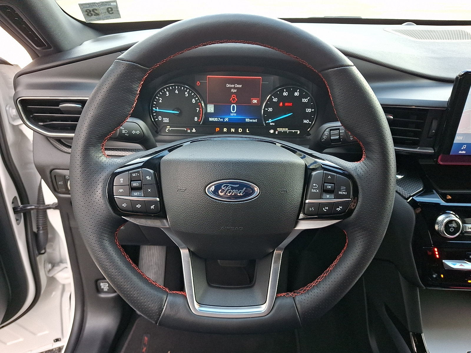 Certified 2023 Ford Explorer ST-Line w/ Class IV Trailer Tow Package AWD/4WD image 21