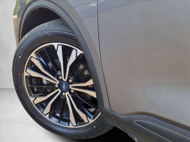 Certified 2021 Ford Escape SE w/ SE Sport Appearance Package FWD image 12