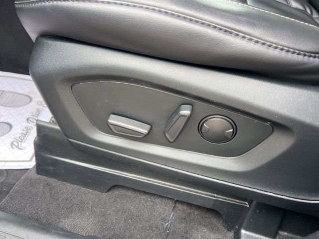 Certified 2022 Ford Explorer XLT w/ Equipment Group 202A image 20