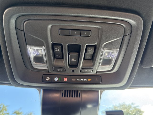 Used 2025 GMC Sierra 1500 Denali Ultimate AWD/4WD image 32