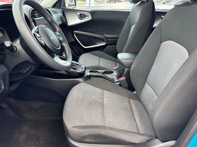 Used 2024 Kia Soul S FWD image 14