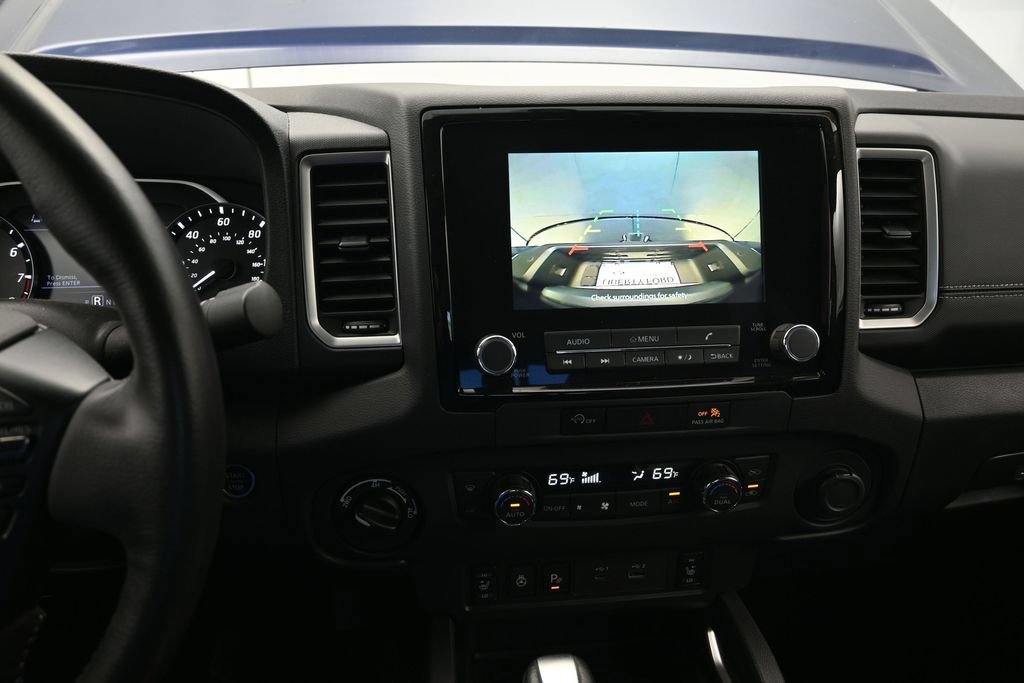 Used 2023 Nissan Frontier SV w/ SV Premium Package AWD/4WD image 35