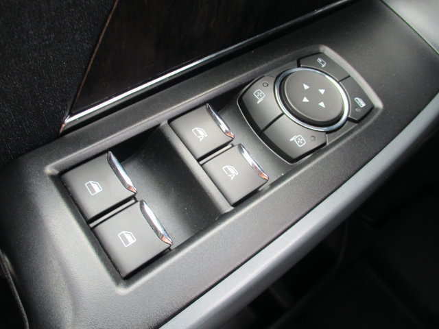 Certified 2022 Ford F150 Lightning Lariat AWD/4WD image 29