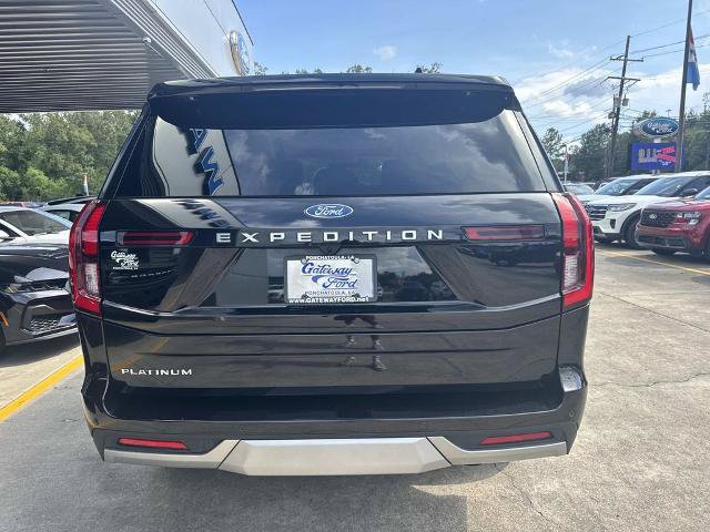 Certified 2025 Ford Expedition Platinum w/ Driver's Package AWD/4WD image 5