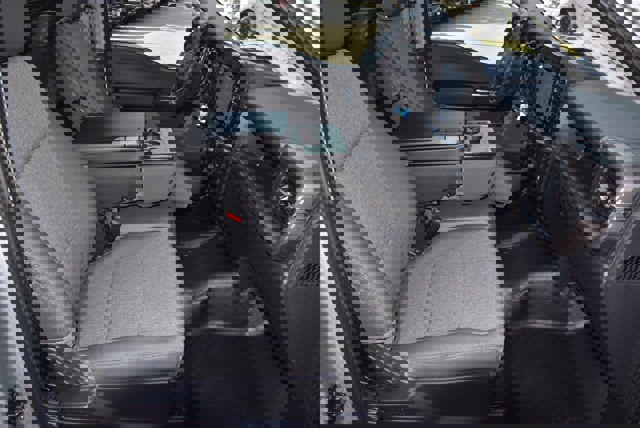 Certified 2025 Ford F150 XL w/ Equipment Group 103A High image 17