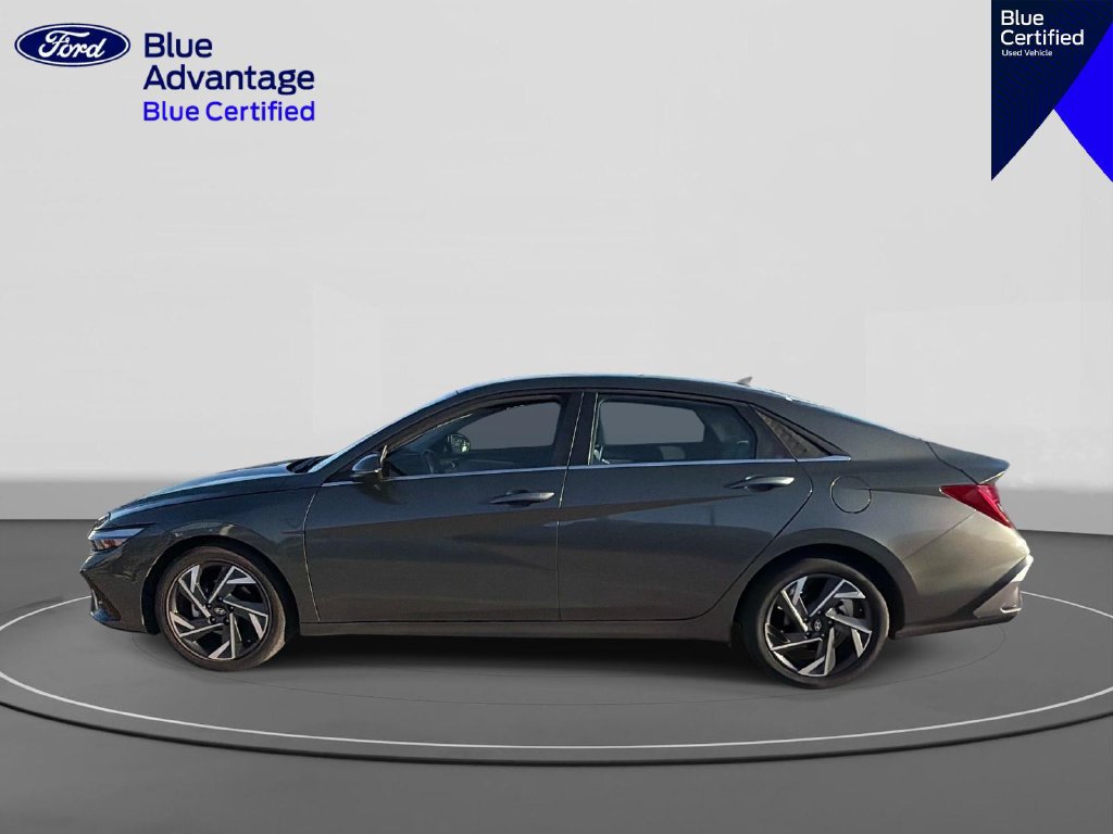 Used 2025 Hyundai Elantra Limited FWD image 5