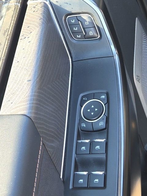 Certified 2023 Ford F150 Platinum w/ Equipment Group 701A High image 25