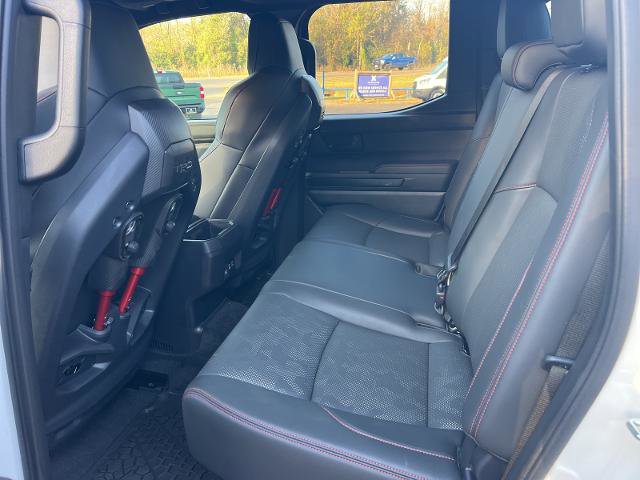 Used 2025 Toyota Tacoma TRD Sport image 27
