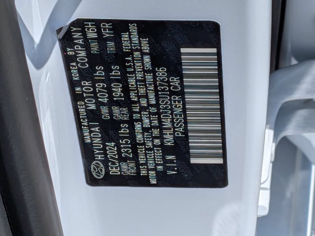 Used 2025 Hyundai Elantra Hybrid FWD image 37