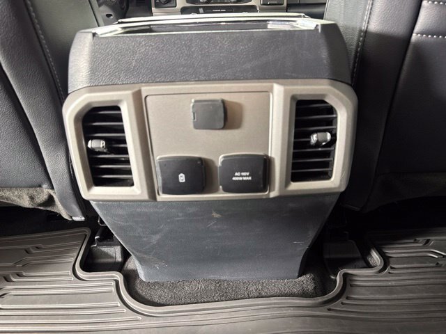 Certified 2022 Ford F350 Lariat w/ Tremor Off-Road Package AWD/4WD image 13