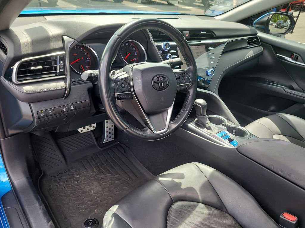 Used 2020 Toyota Camry XSE FWD image 14