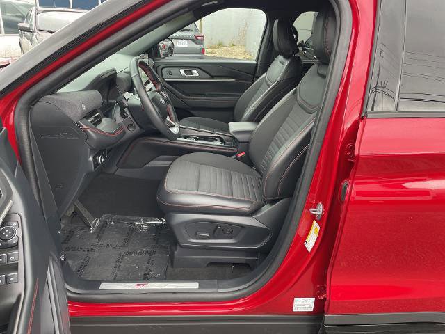 Certified 2025 Ford Explorer ST-Line w/ Premium Package image 10