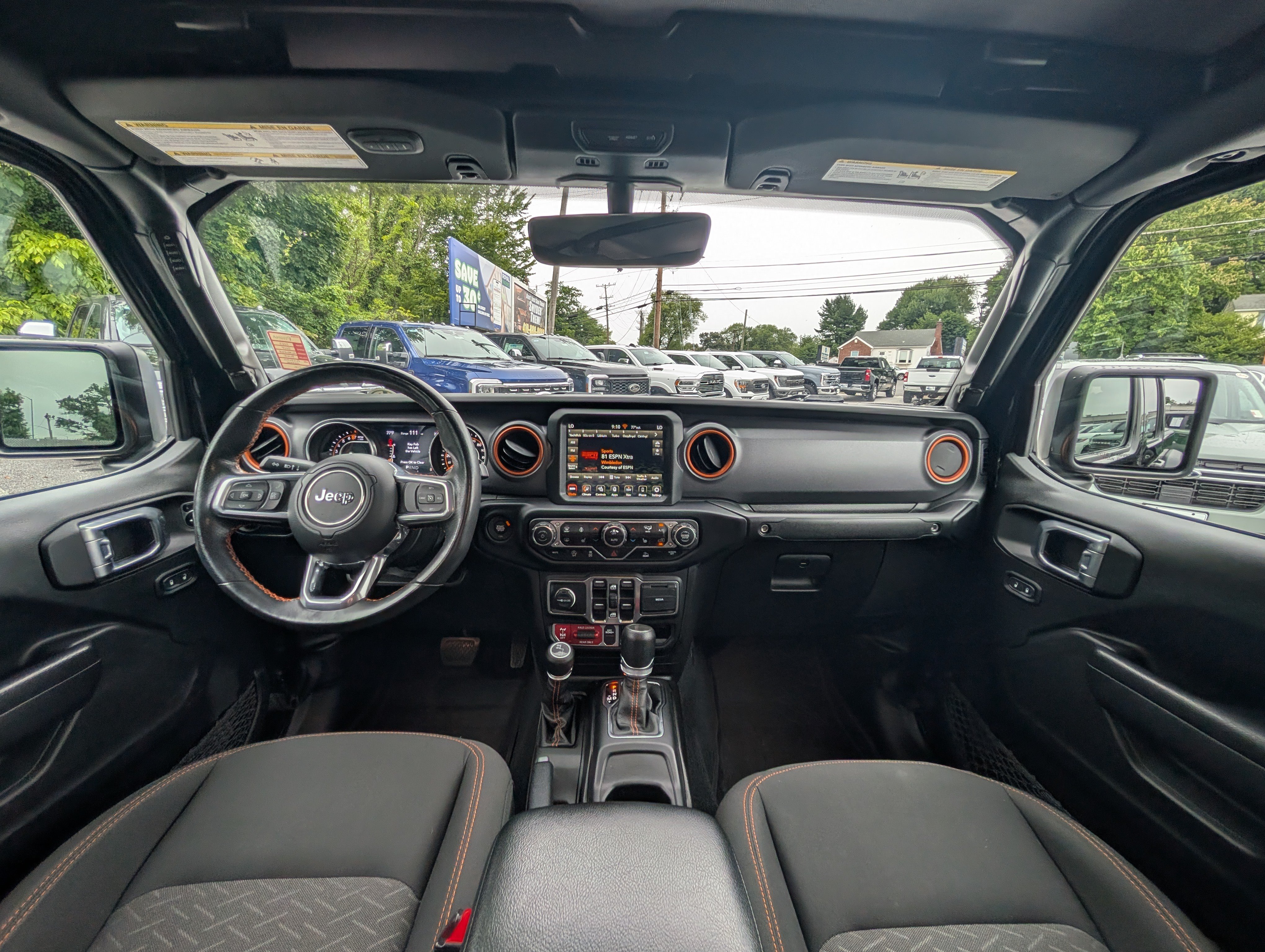 Used 2023 Jeep Gladiator Mojave w/ Cold Weather Group AWD/4WD image 18