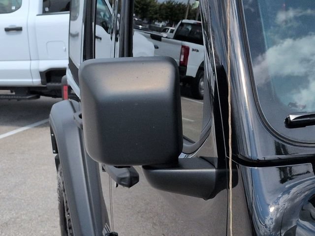 Used 2022 Jeep Wrangler Unlimited Sport AWD/4WD image 12