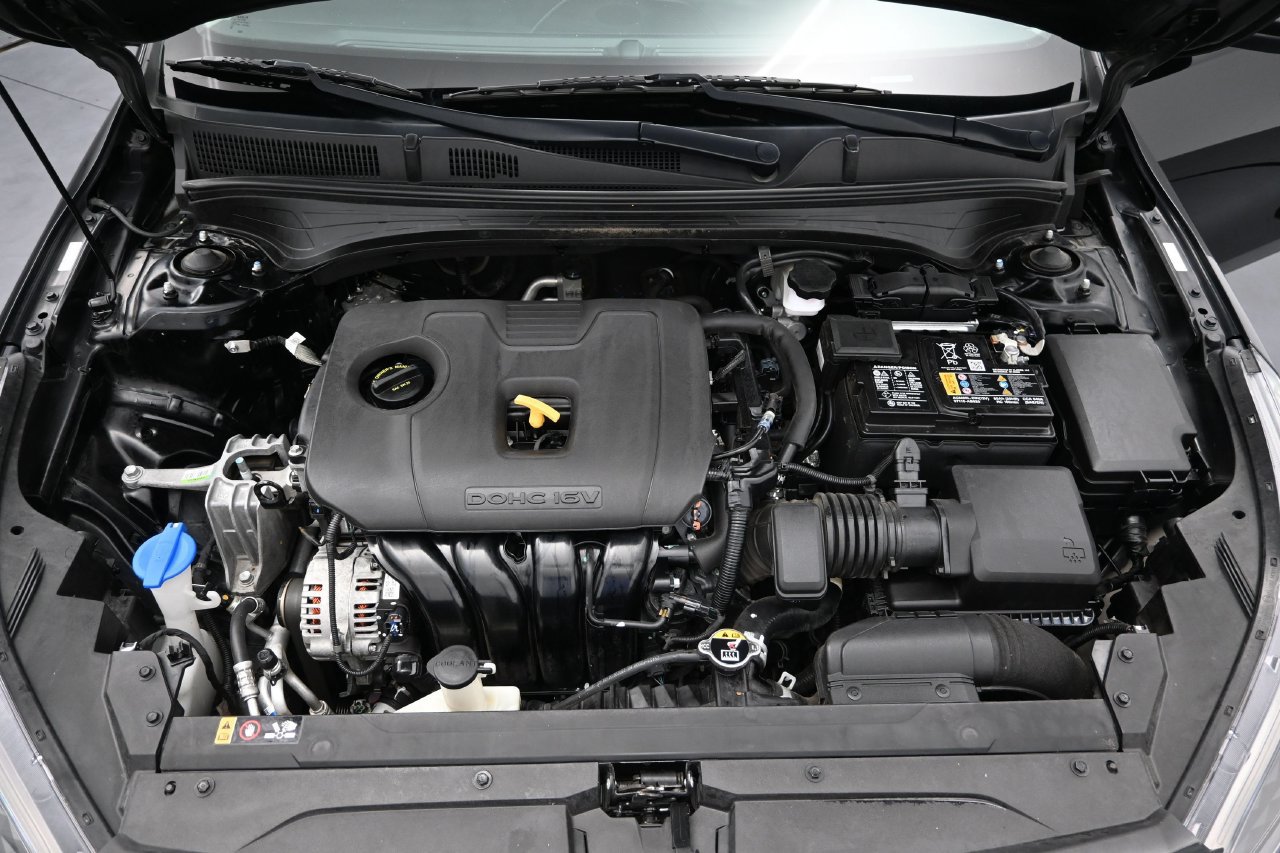 Used 2023 Kia Forte LXS FWD image 21