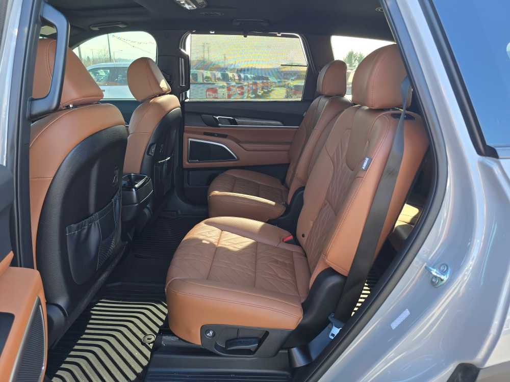 Used 2025 Kia Telluride EX X-Line image 16