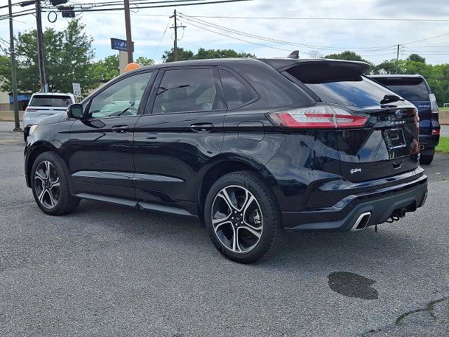 Certified 2022 Ford Edge ST w/ Cargo Accessory Package AWD/4WD image 4