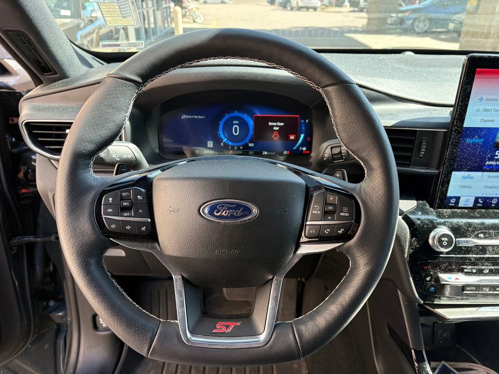 Certified 2024 Ford Explorer ST w/ Equipment Group 401A AWD/4WD image 21