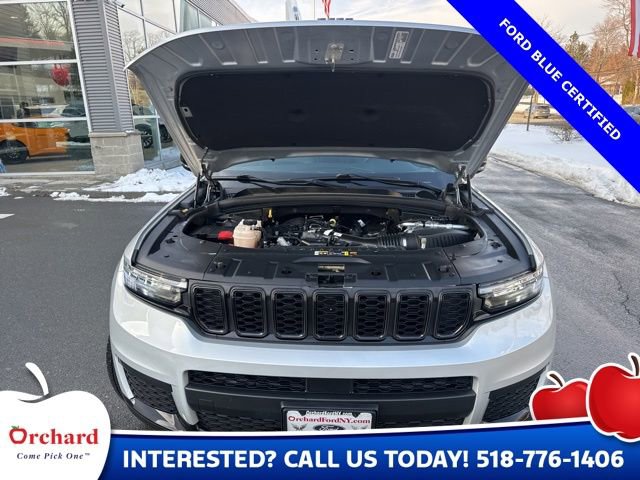 Used 2023 Jeep Grand Cherokee L Laredo image 16