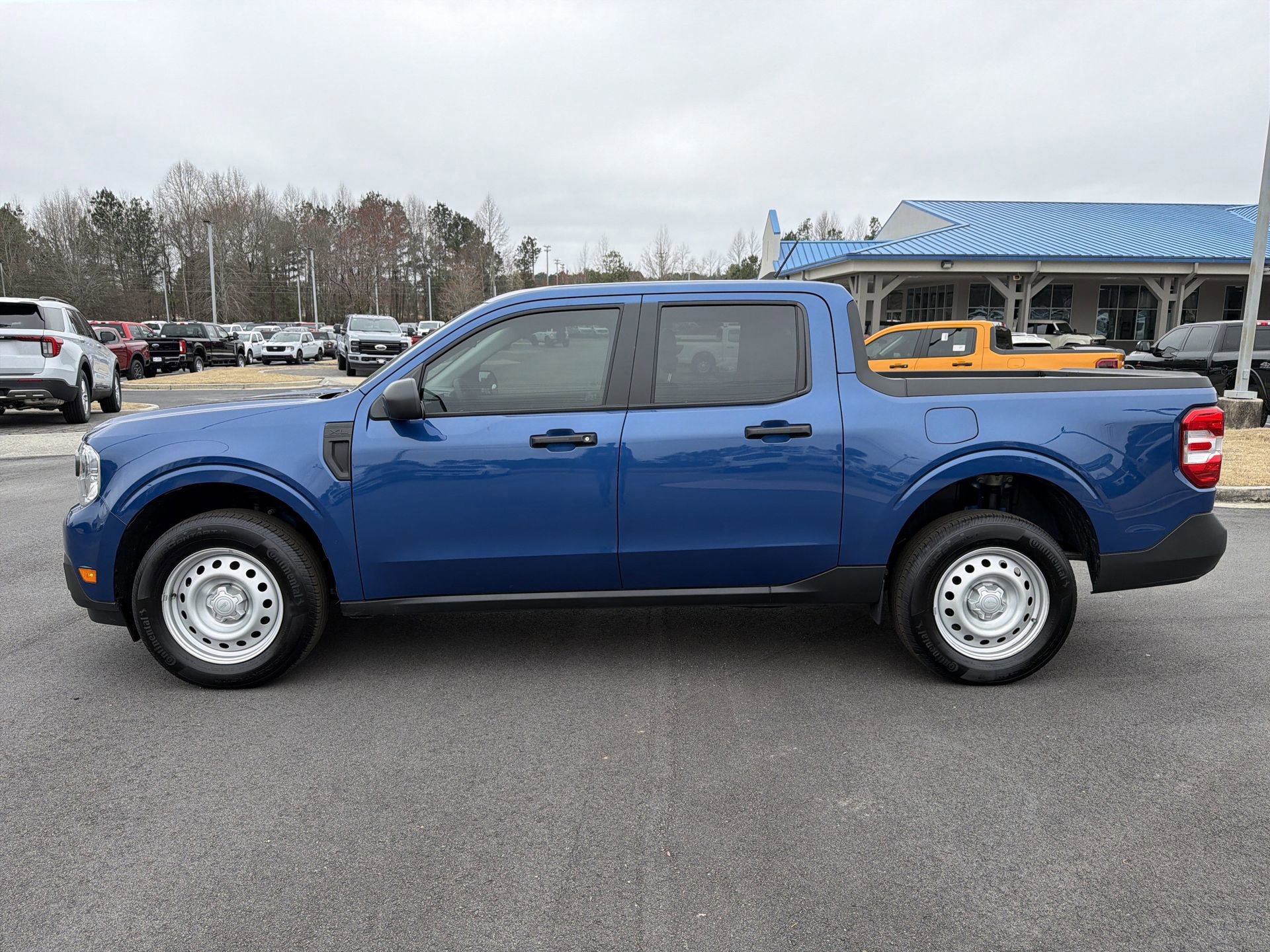 Certified 2024 Ford Maverick XL image 6