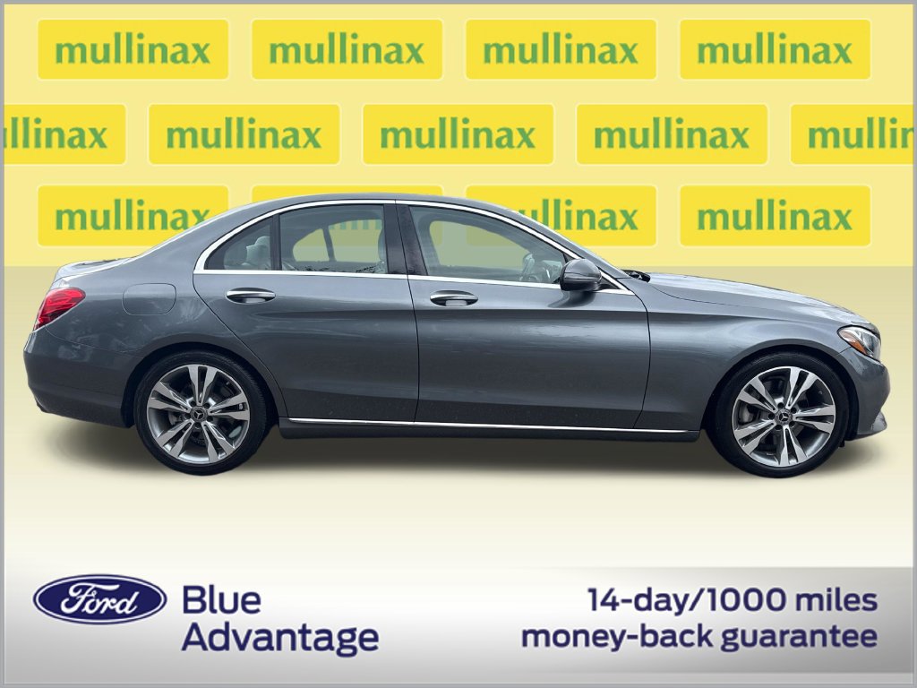 Used 2018 Mercedes-Benz C 300 Sedan image 2