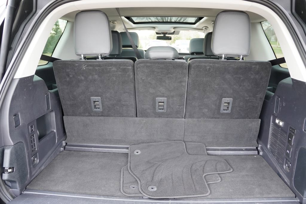Certified 2025 Ford Expedition Active AWD/4WD image 23