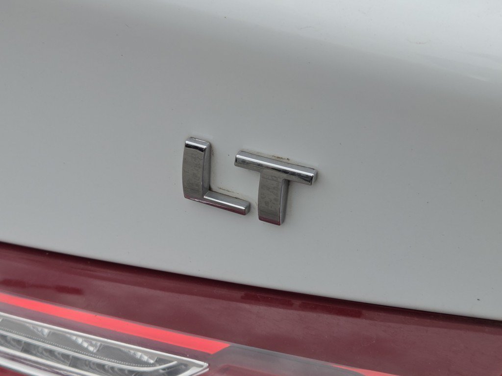 Used 2022 Chevrolet Malibu LT FWD image 22