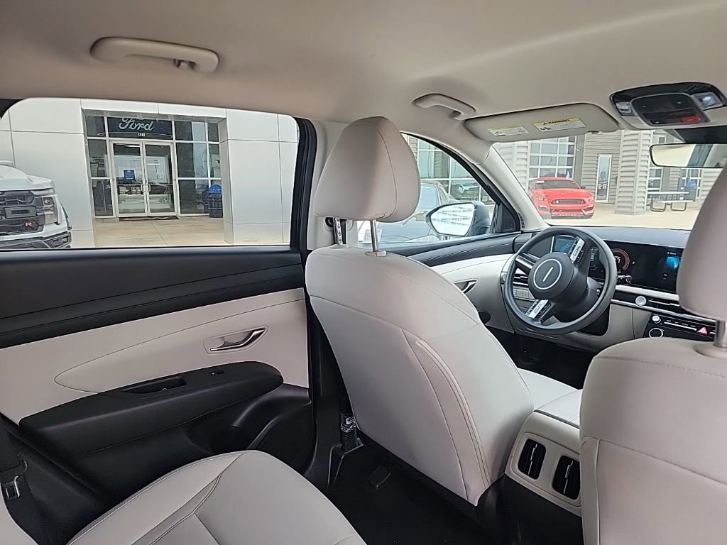 Used 2025 Hyundai Tucson SEL image 9