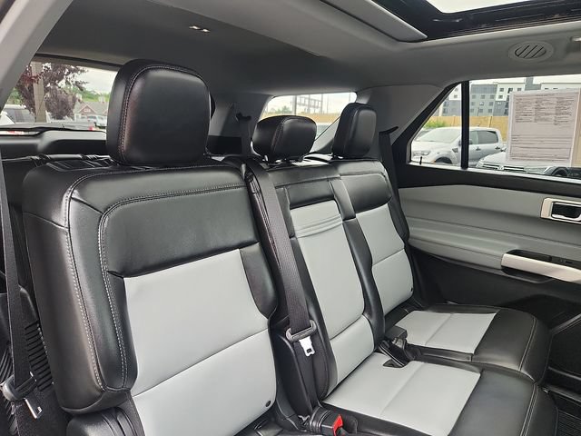 Certified 2023 Ford Explorer XLT w/ Equipment Group 202A AWD/4WD image 31