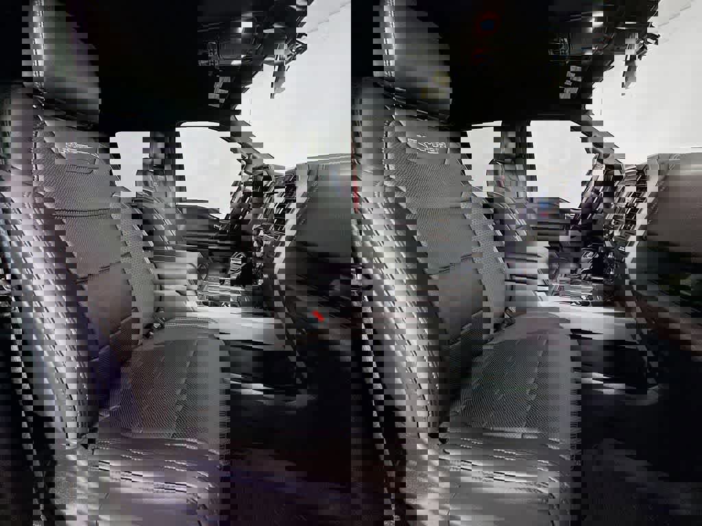 Certified 2019 Ford F150 Raptor w/ Equipment Group 802A Luxury image 17