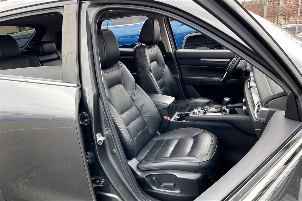 Used 2021 MAZDA CX-5 Touring w/ Touring Preferred SV Package image 6