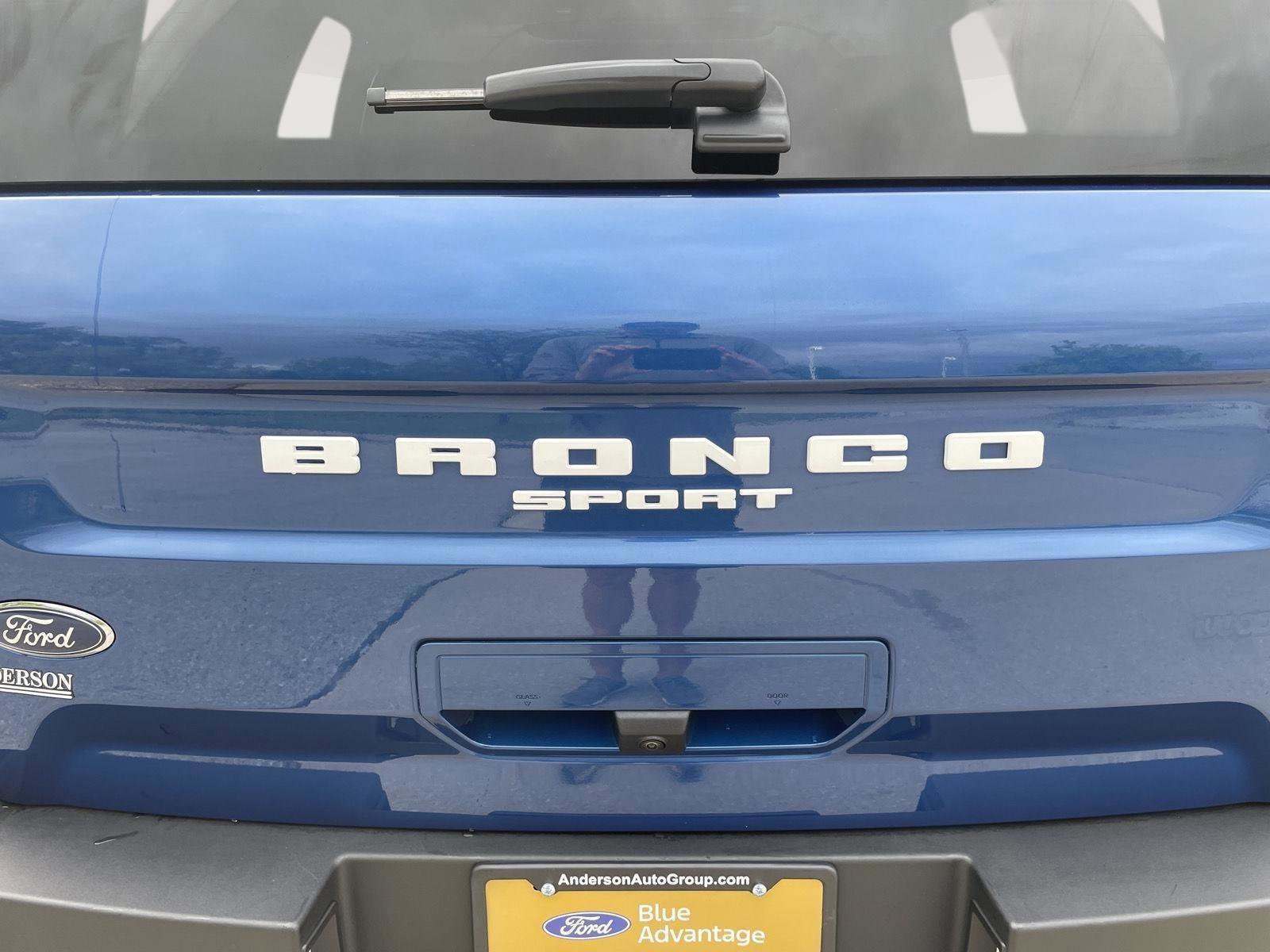 Certified 2024 Ford Bronco Sport Outer Banks w/ Tech Package AWD/4WD image 36