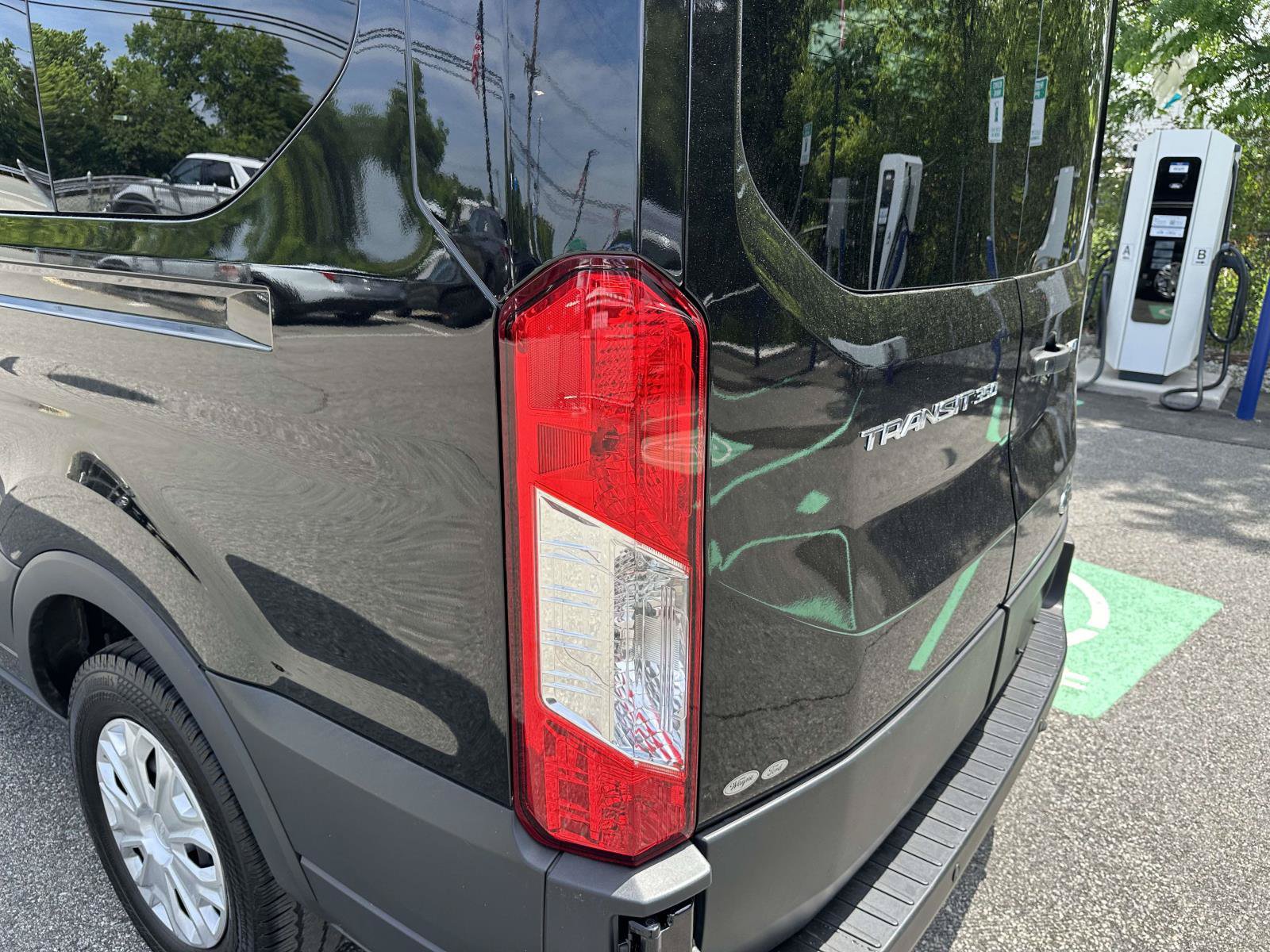 Certified 2025 Ford Transit 350 XLT RWD image 10