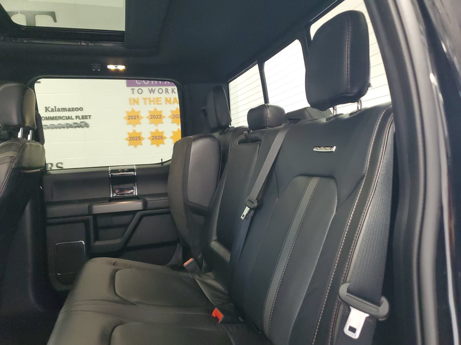 Certified 2020 Ford F350 Platinum w/ FX4 Off-Road Package AWD/4WD image 9