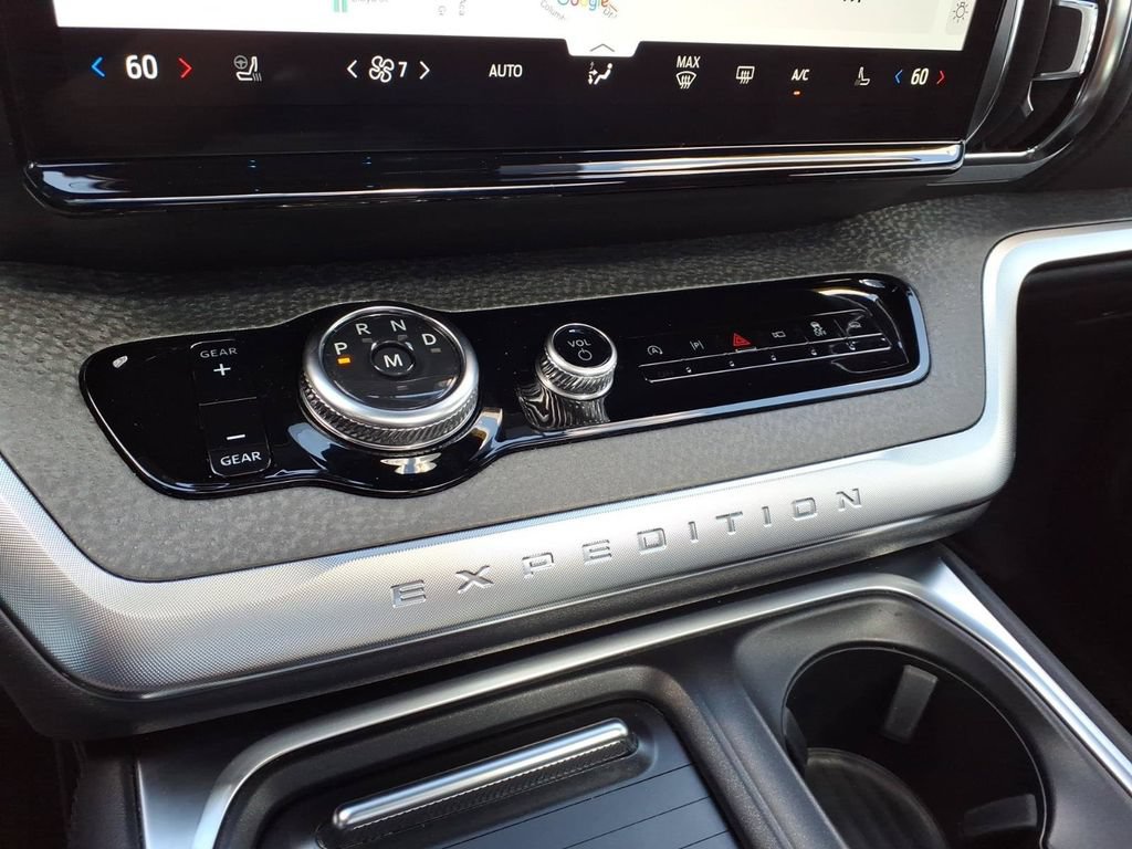 Certified 2025 Ford Expedition Tremor AWD/4WD image 26