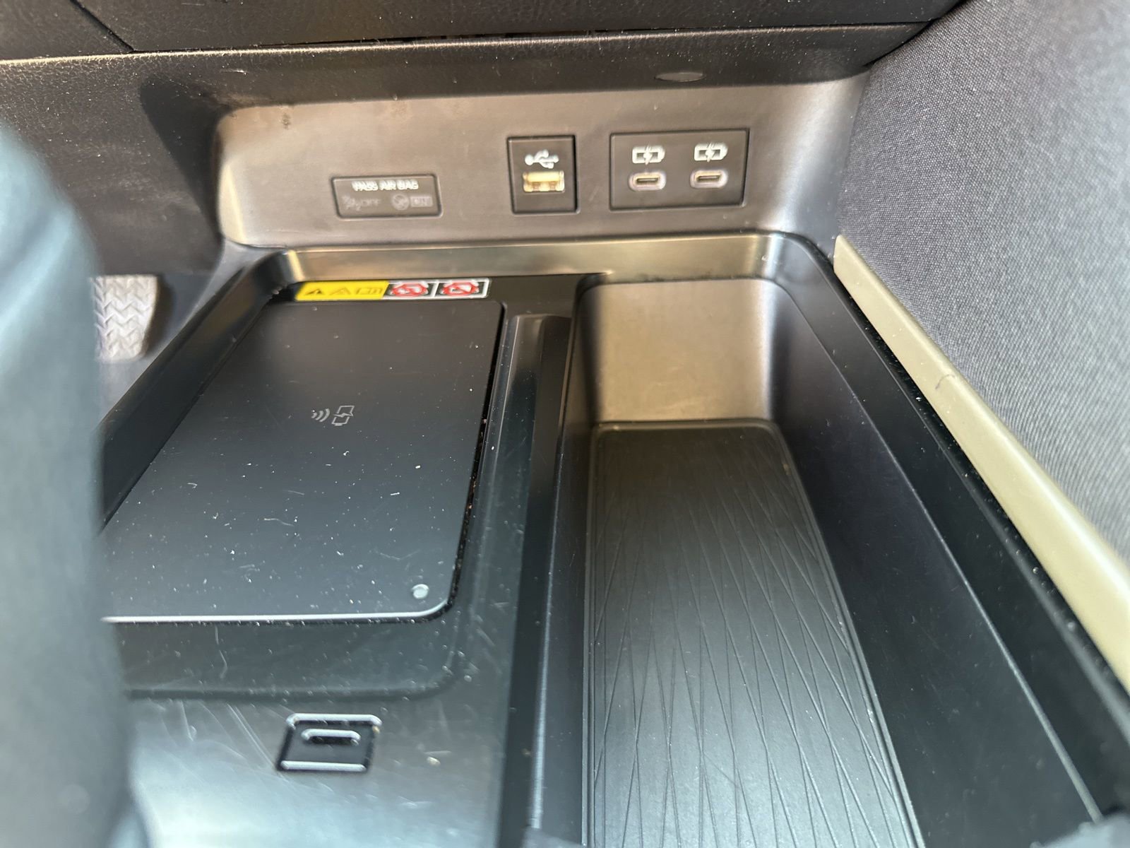 Used 2025 Toyota Camry LE image 18