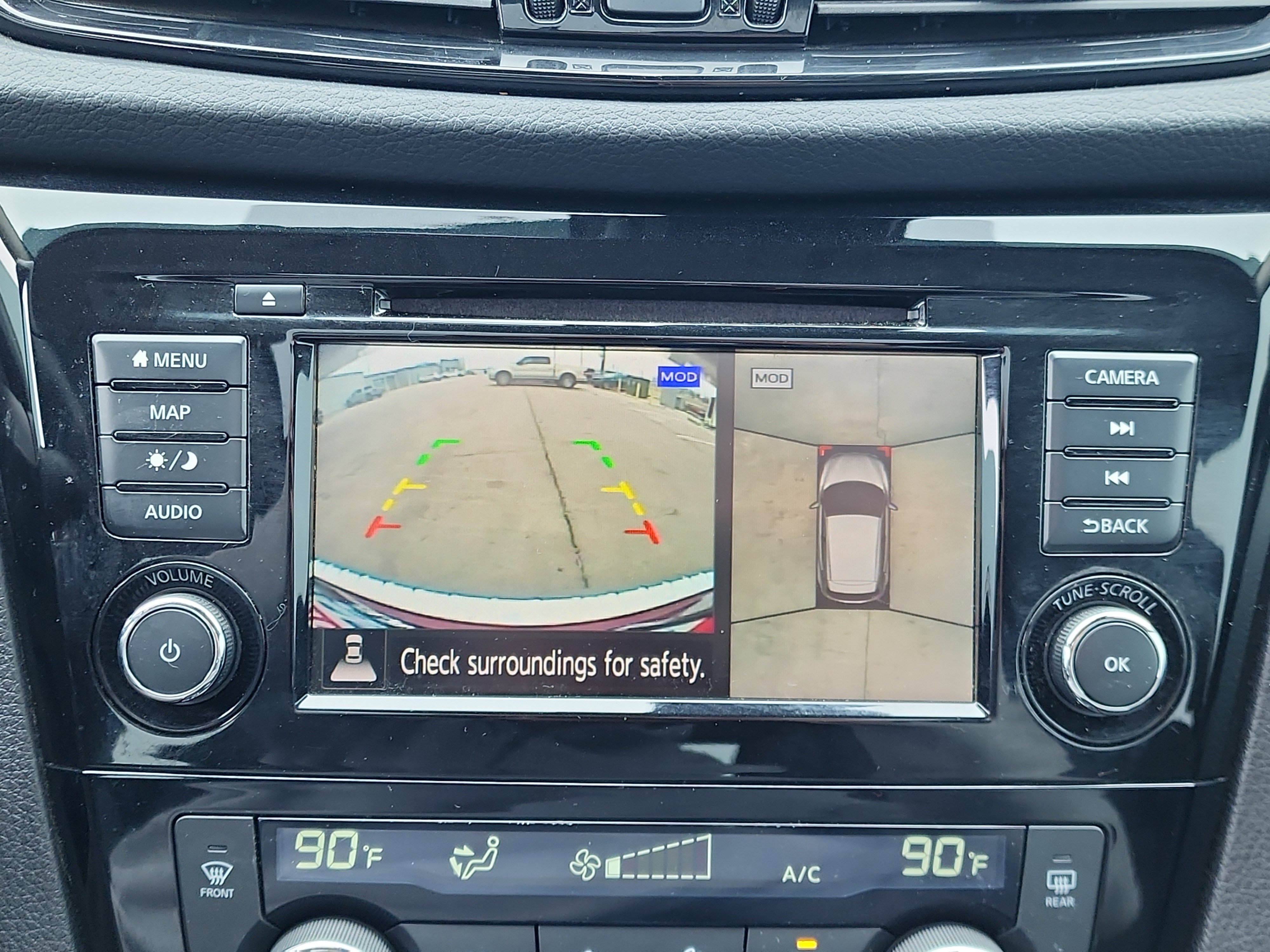 Used 2022 Nissan Rogue Sport SL w/ Premium Package image 23