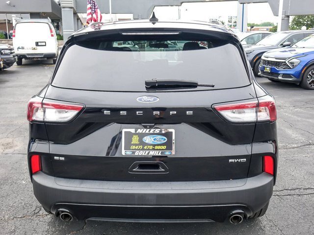 Certified 2022 Ford Escape SE w/ SE Sport Appearance Package AWD/4WD image 8